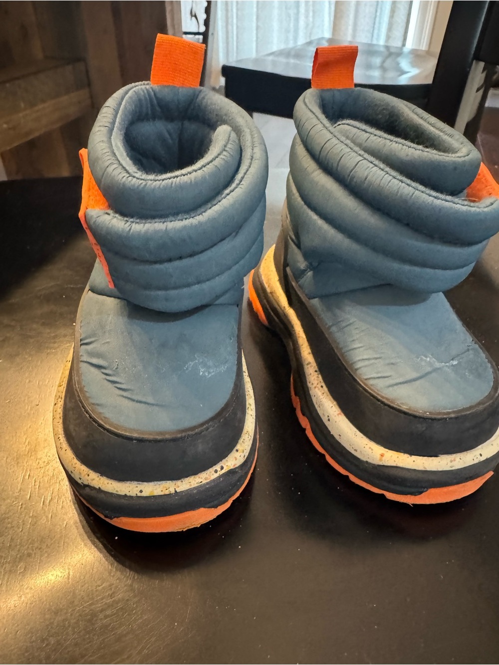 Zara Kids Padded Snow Boots in Blue and Orange